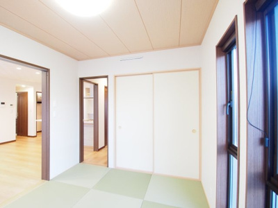 【居間・リビング】 | スマイル　南沢又　１号棟