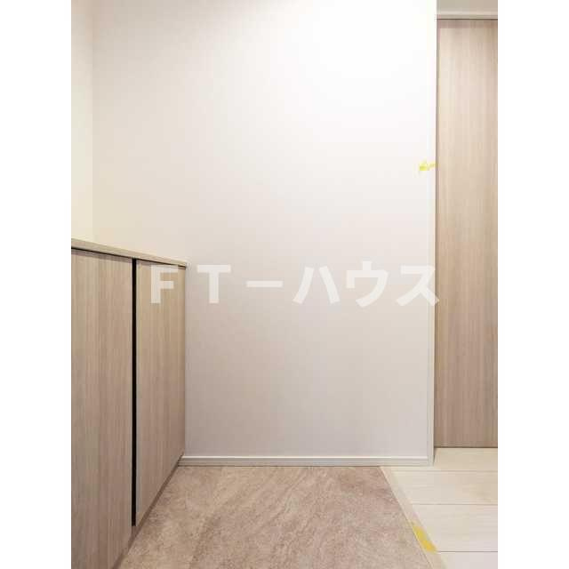 ウェルスビスタ津田沼の玄関
