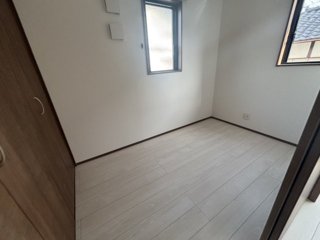 【寝室】フォレス北仙台II