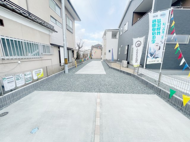 新築戸建　福島市渡利第5　Livele Garden　全2棟の駐車場