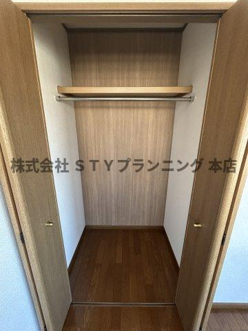 仲介手数料０円！WISTERIA社台　L.Hの収納