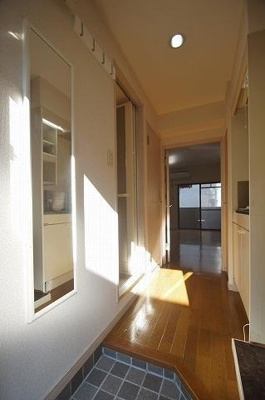 【玄関】 | 仲介手数料半額！HPに初期費用掲載！「プライスホーム」で検索！グランディール平尾山荘 | 物件の画像6