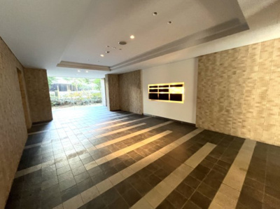 【エントランス】 | グランファースト千里桃山台8号棟 | エントランス★