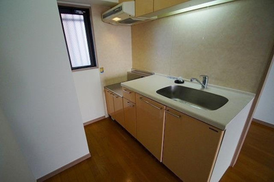 【キッチン】 | HPに初期費用掲載！「プライスホーム」で検索！ベレーザ平尾 | 物件の画像4