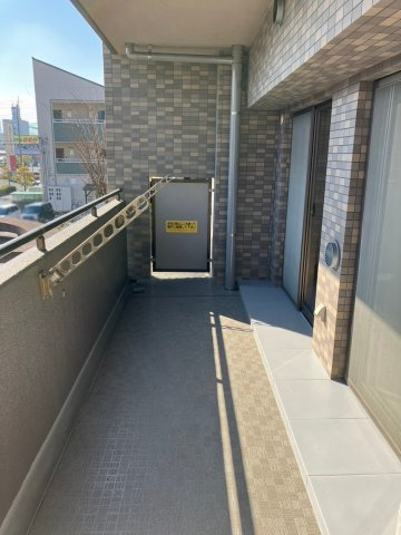 ロイヤルガーデン宇多津四番丁のバルコニー|開放的で明るい空間を演出してくれるバルコニーです