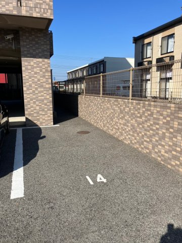 ロイヤルガーデン宇多津四番丁の駐車場|駐車スペースもあります