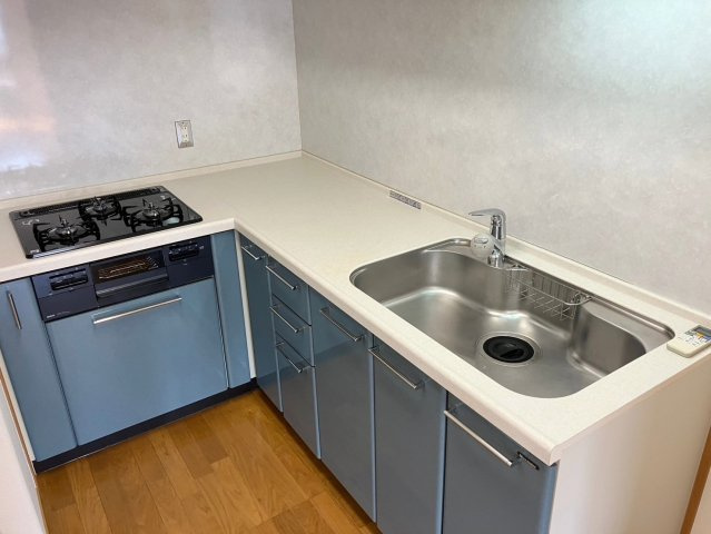 ロイヤルガーデン宇多津四番丁のキッチン|お料理しやすいキッチンです