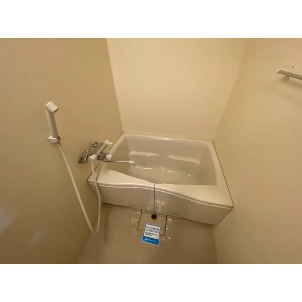 豊里セレニテの浴室