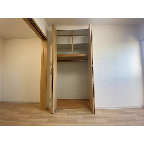 豊里セレニテの収納