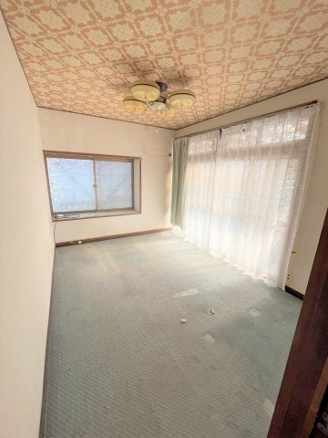 【洋室】 | 上宇部小学校に通える中古住宅　宇部市山門３丁目 | 使い勝手のいい洋室です