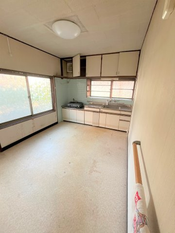 【キッチン】 | 上宇部小学校に通える中古住宅　宇部市山門３丁目 | キッチンでお料理をお楽しみください