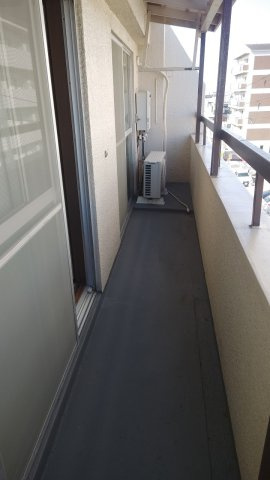 三陽南マンションのバルコニー