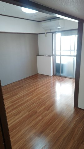 三陽南マンションの寝室