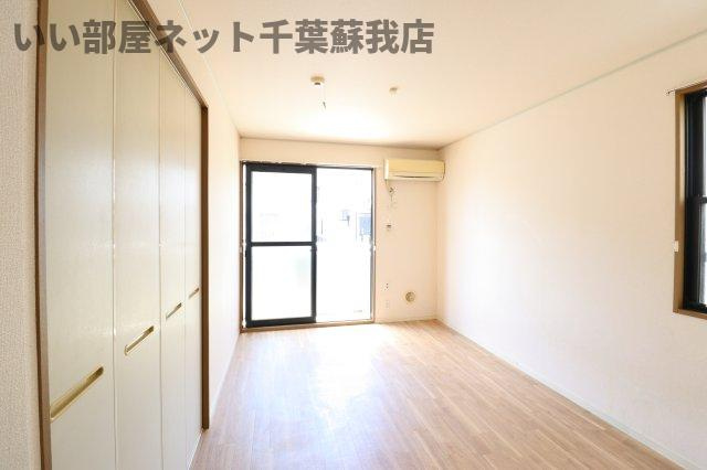 レインボーハイツ　Ⅱ番館の洋室|きれいな洋室です