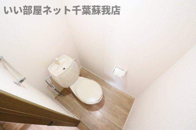 レインボーハイツ　Ⅱ番館のトイレ|落ち着いた色調のトイレです