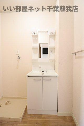 レインボーハイツ　Ⅱ番館の洗面所|使いやすい洗面所です