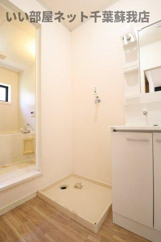 レインボーハイツ　Ⅱ番館の洗面所|コンパクトで使いやすい洗面所