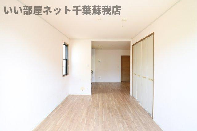 レインボーハイツ　Ⅱ番館の居間・リビング|ホームページにもっと写真あります！『いい部屋ネット　千葉蘇我店』で検索！！