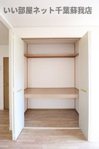 レインボーハイツ　Ⅱ番館の収納|たっぷりとした収納スペースです