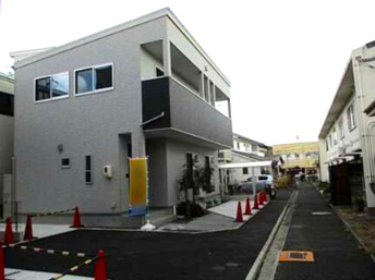 広島市佐伯区千同1丁目　新築一戸建て(全4棟)の前面道路含む現地写真