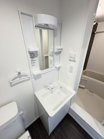 MQuarto拝島Ⅱの独立洗面台|写真は同建物の別部屋を参考に掲載しております。