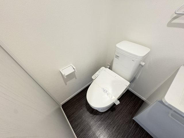 MQuarto拝島Ⅱのトイレ|写真は同建物の別部屋を参考に掲載しております。