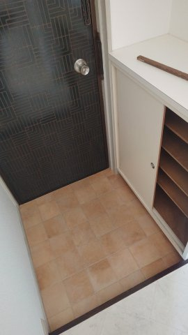 ガーデン・パレスの玄関