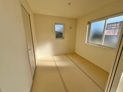 【和室】 | 西見前１１地割 | 客間としてもお子様の遊び場としても活用できます