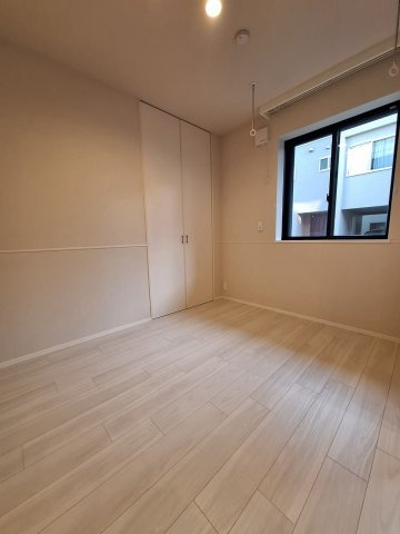 ＴｈｅＣｏｕｒｔＫａｓｈｉｗａ　ザコートカシワの洋室|★洋室・全部屋エアコン付き★