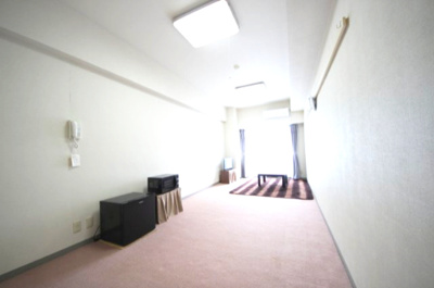 【居間・リビング】 | ヴェルドール琵琶湖リゾート | 居室別角度