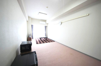 【居間・リビング】 | ヴェルドール琵琶湖リゾート | 居室別角度