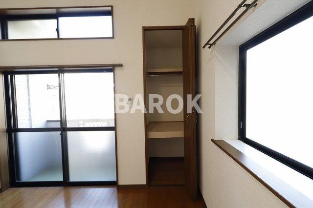 福岡市早良区高取１丁目のアパートの収納