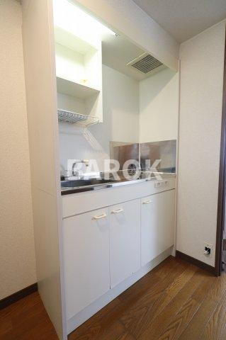 福岡市早良区高取１丁目のアパートのキッチン