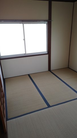 第2登貴和ハイツの寝室