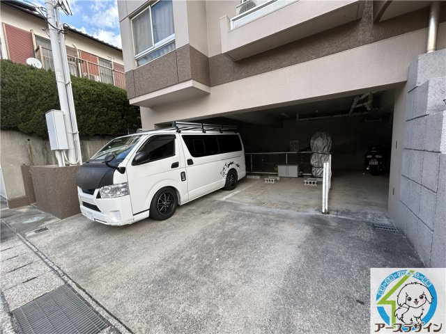 エスペランサ池上の駐車場