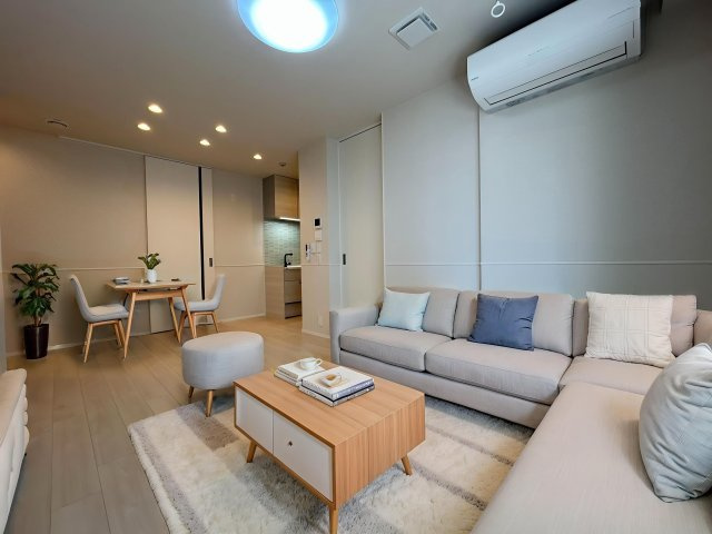 Ｌａｎａ　ラナの居間・リビング|★12.1帖のリビングダイニングキッチン★※モデルルームの為、家具は付きません。