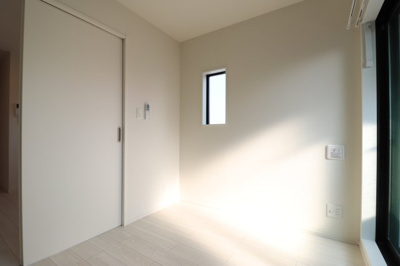 【洋室】 | そよ風とラテと