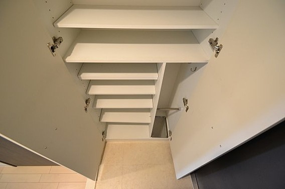 エスリード神戸三宮ノースゲートの玄関