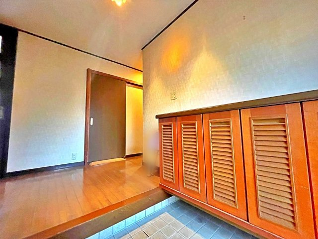 中古戸建　西つつじヶ丘雲仙台2丁目の玄関