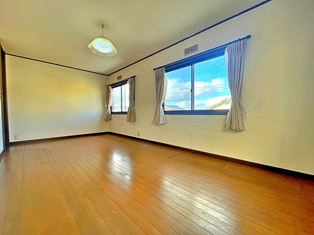 中古戸建　西つつじヶ丘雲仙台2丁目の洋室