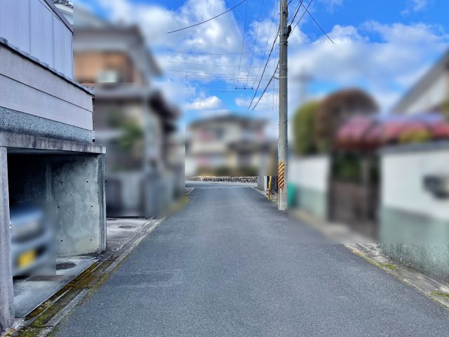 中古戸建　西つつじヶ丘雲仙台2丁目の駐車場