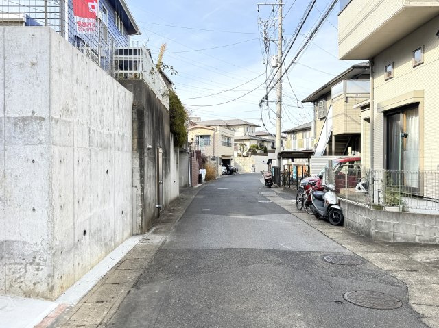 柏市光ヶ丘４丁目新築戸建【酒井根東小学校：4分】の前面道路含む現地写真|北東側前面道路