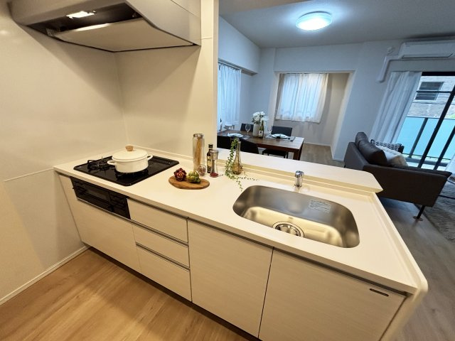 【キッチン】 | 春日テラス | ※モデルルーム※家具等は付属しません