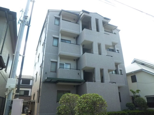 アゼリア六甲の外観