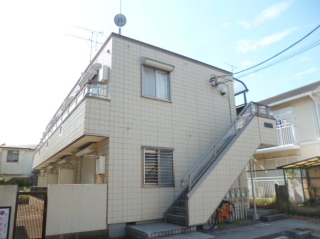 メゾンＭの外観|★敷地内駐車場★　★閑静な住宅街・陽当良好★