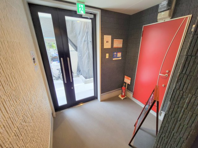 Gradito　富雄駅前のロビー