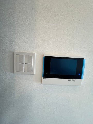 アヴェニール中崎の居間・リビング