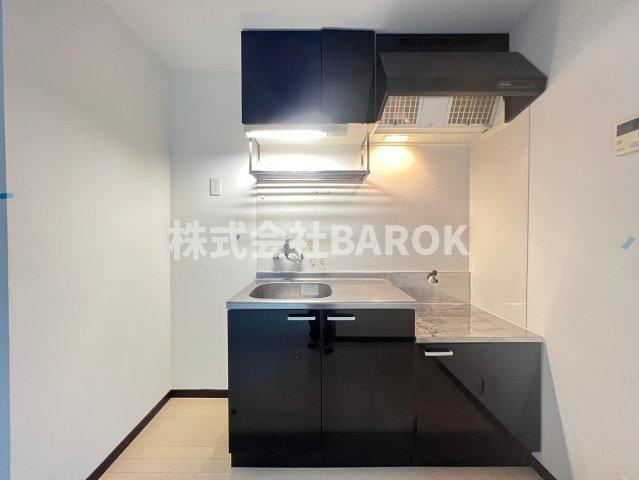 福岡市中央区今川１丁目のアパートのキッチン