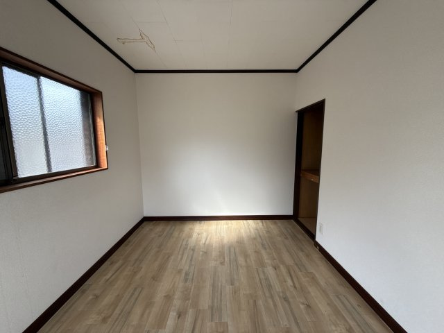 青山川本貸家　(北)の子供部屋