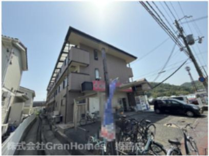 レジデンス西庄の外観